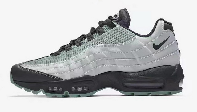 Nike Air Max 95 02